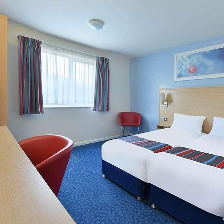Travelodge Stirling M80 Cambusbarron ห้อง รูปภาพ
